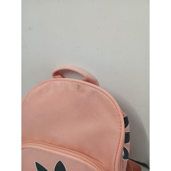 ADIDAS Woman Pink BACKPACK PURSE Adjustable Straps Zip Pockets Logo Lightweight - Picture 2 of 5